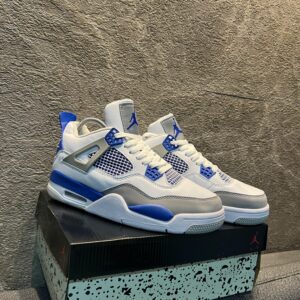 Jordan Retro 4